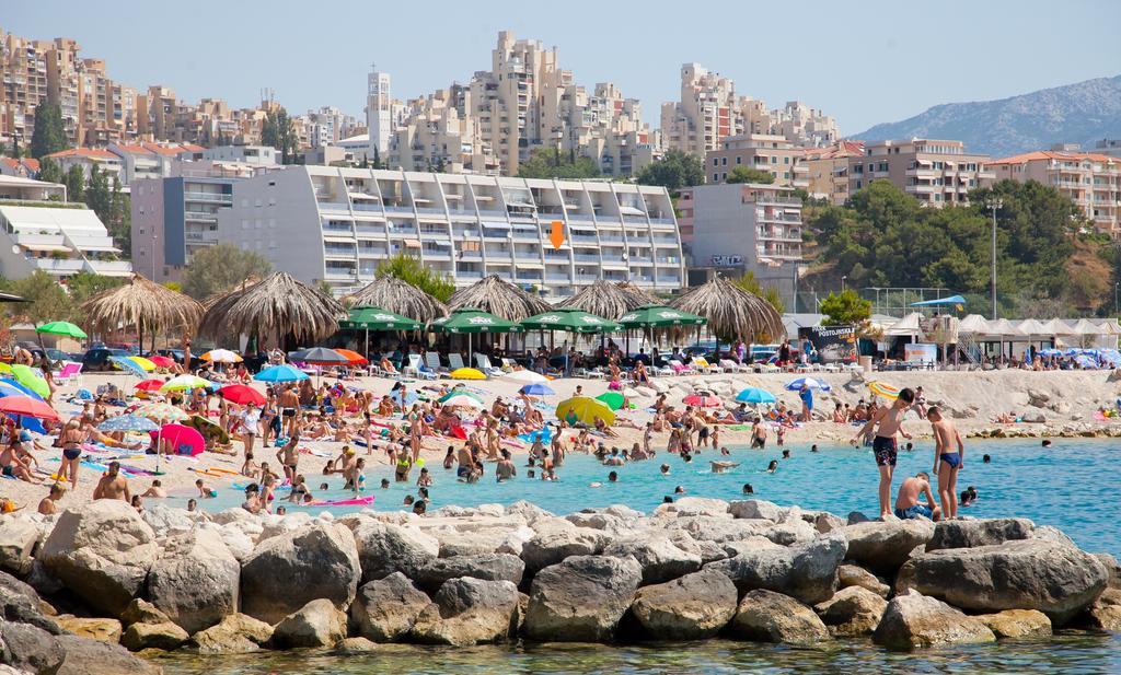Luxury Beach Front Apt With Seaside View And Free Parking Split Buitenkant foto